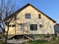 Kiskunlacháza Családi ház